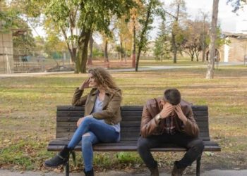 Eski Eşle Arkadaş Olmak Mümkün Mü?